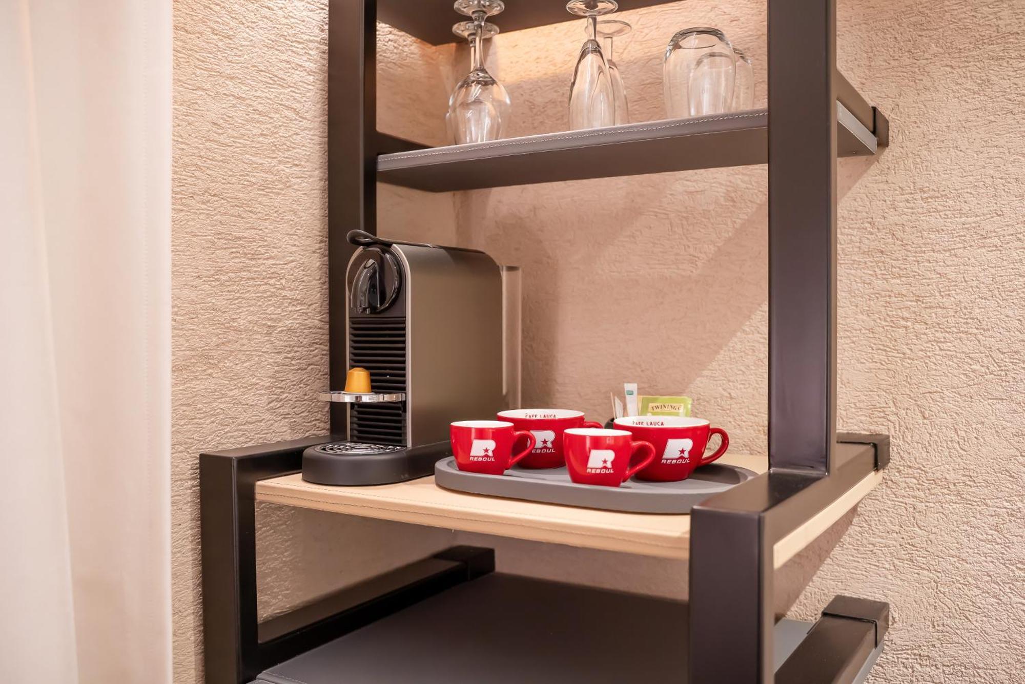 Hotel By Reboul *